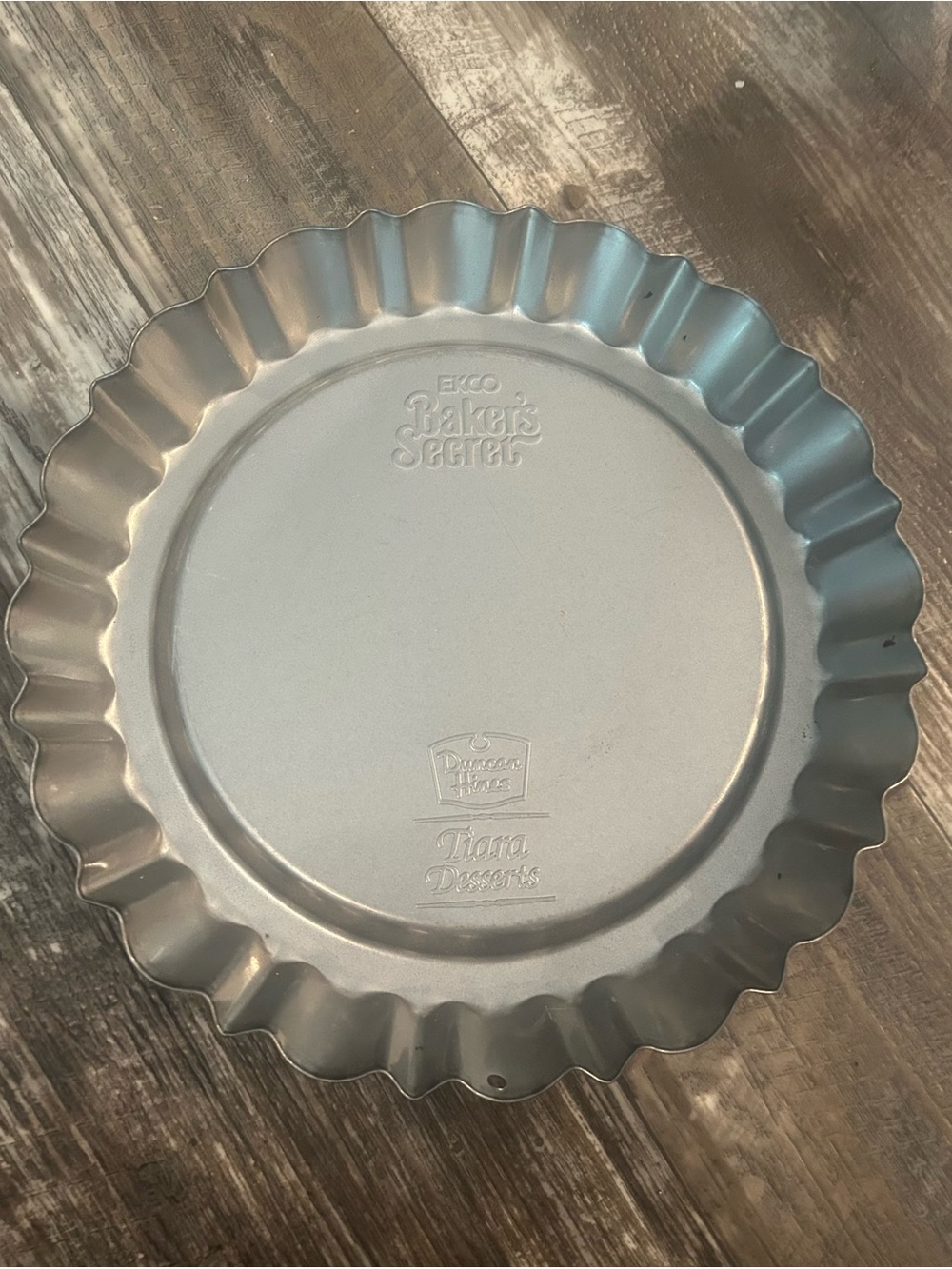Baker's Secret Silver Duncan Hines Pie Pan